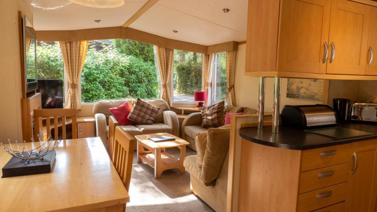 Newby Bridge Country Caravan Park Экстерьер фото